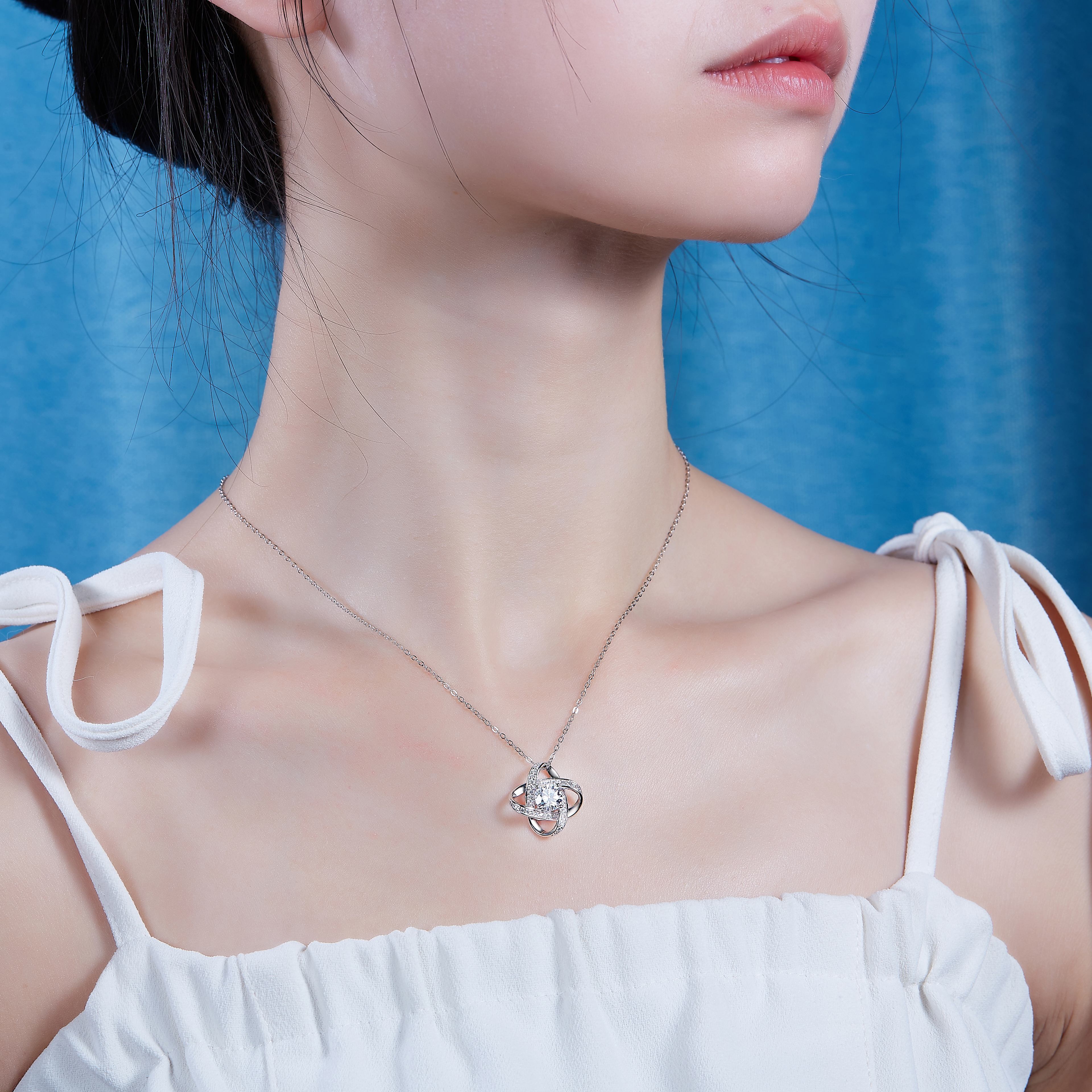 Soline — from “sun,” a warmth that never dims.