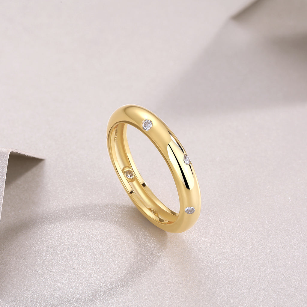 Solinna Set — Quiet Glow, Everyday